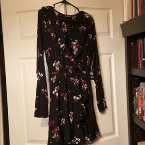 Express floral dress size sm